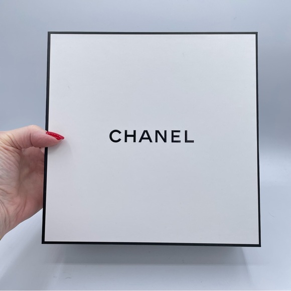 Chanel Box Set OS Black/White - Picture 14 of 15